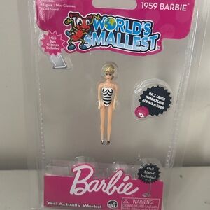 World's Smallest 1959 Barbie Figure